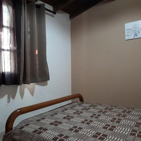 Nocleg ze śniadaniem Nondes 3*