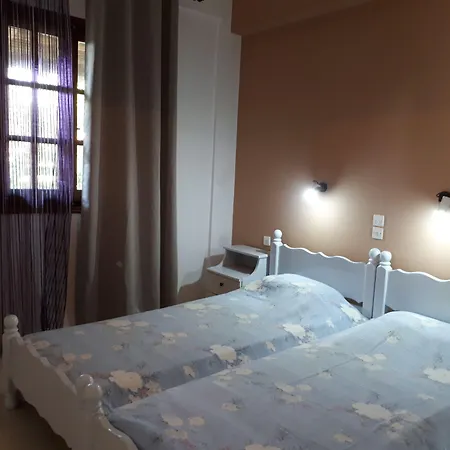 Nondes Bed & Breakfast 3*