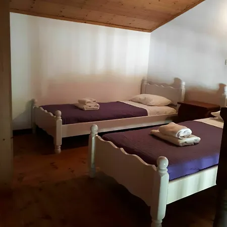 Nondes Panzió
