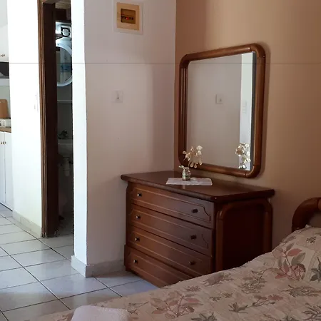 Nondes Отель типа 